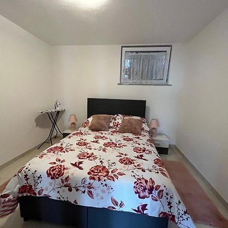 Apartma Azurre Postojna Buitenkant foto