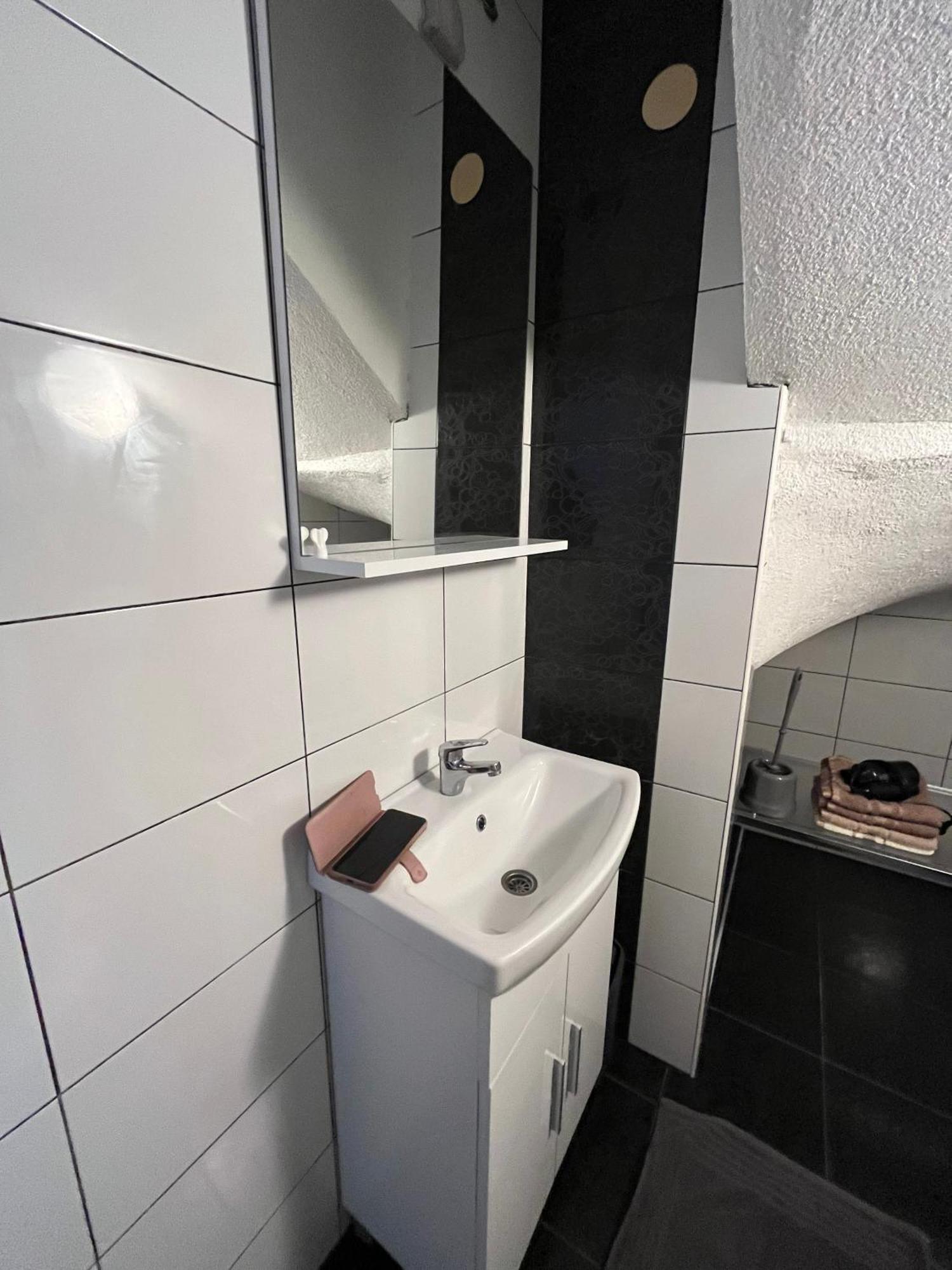 Apartma Azurre Postojna Buitenkant foto